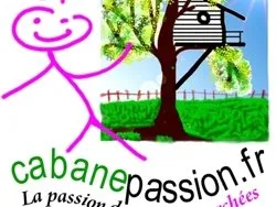 Une cabane perchée pour l'été