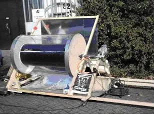 Capteur solaire rotatif performant et économique